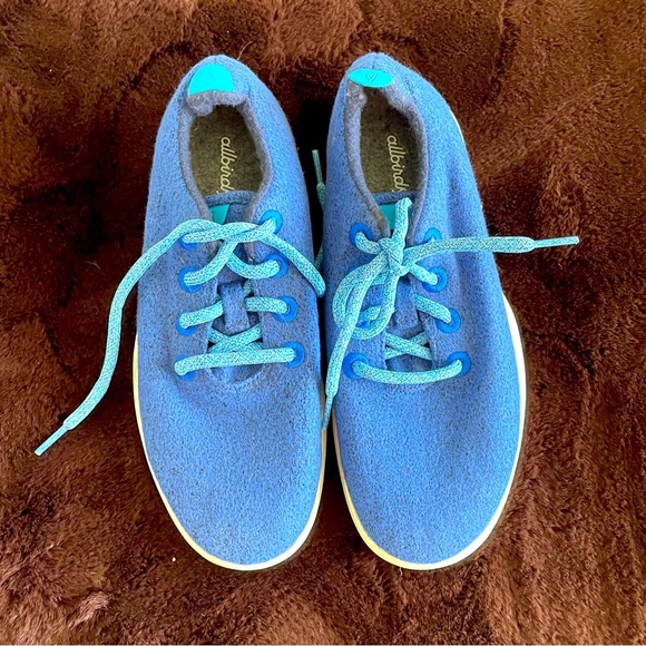 allbirds Shoes - NEW Allbirds Wool Runner 9 women’s Blue sneakers new without box
